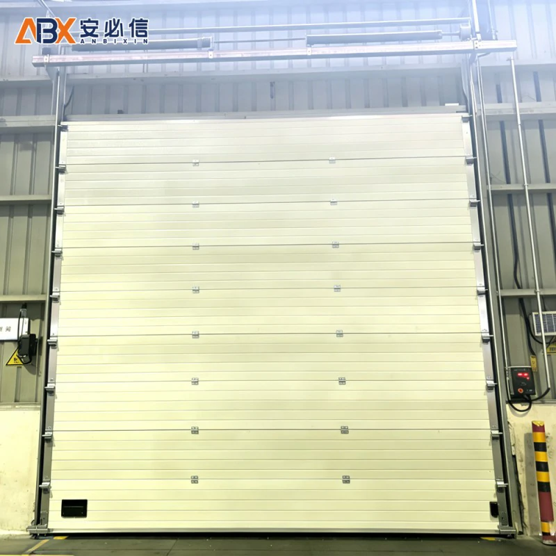 丽江市快速滑升门